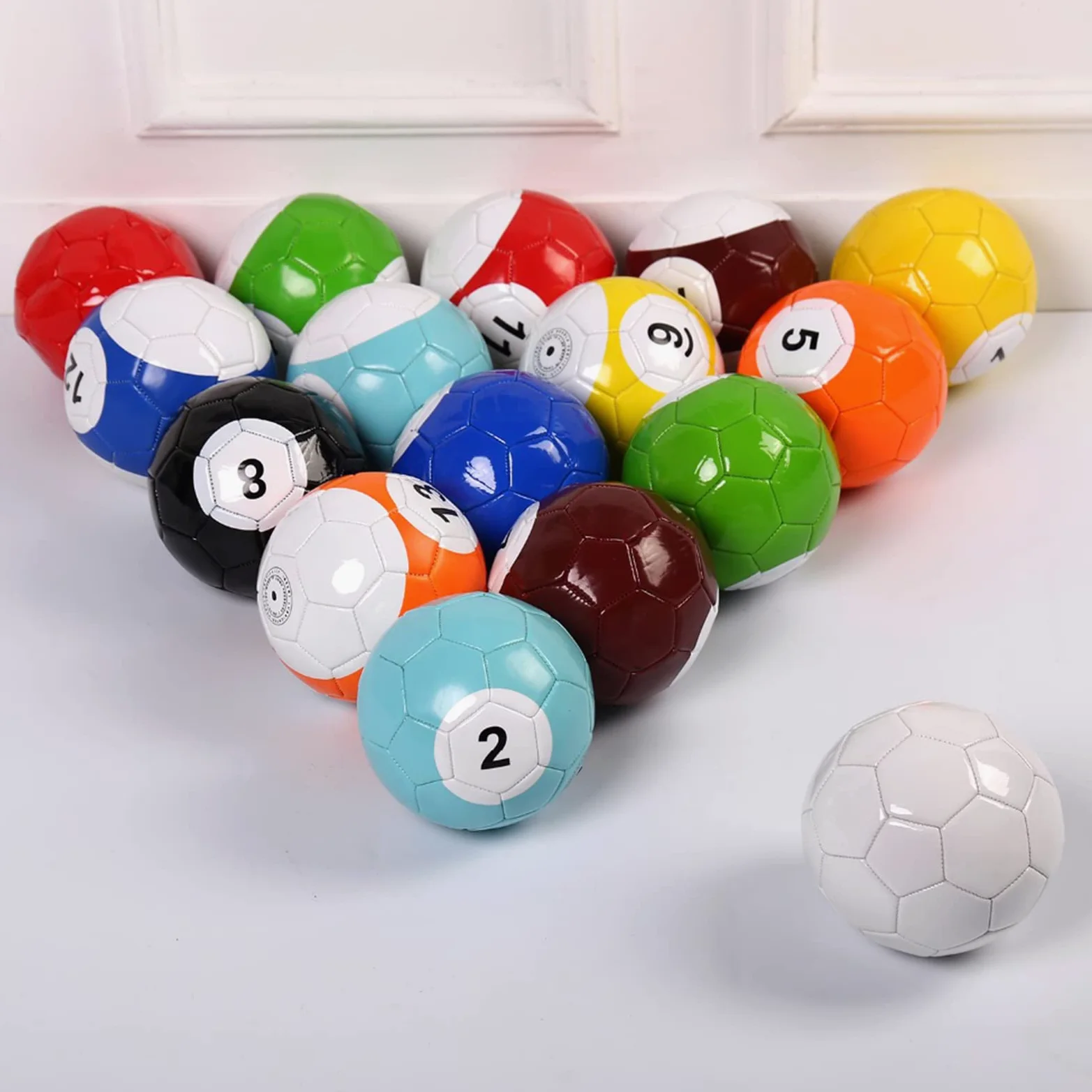 EviKoo Aufblasbar Billardkugeln Set 16 Stück Fußball Poolball Größe Snooker Kugeln Pool-Billardkugeln, Spielunterhaltung für Erwachsene im Freien, Geschenk,7.1inch